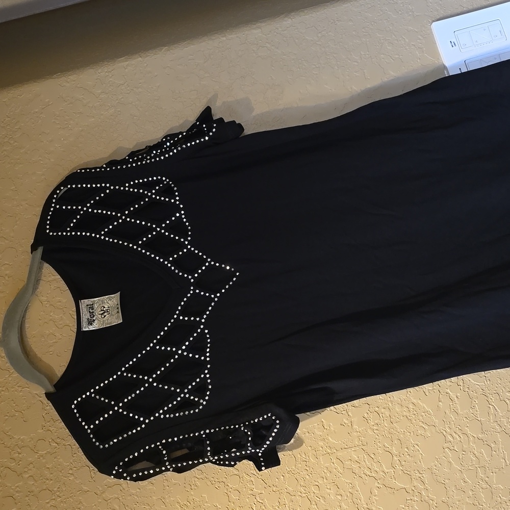 Black Shirt